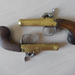 paire de pistolets de marine de poche