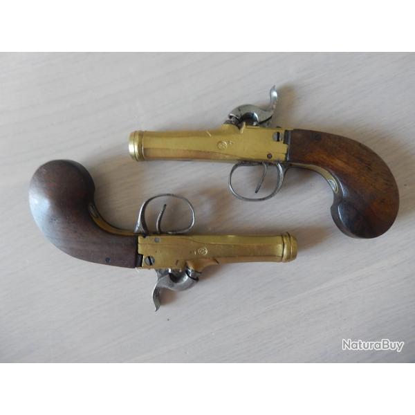 paire de pistolets de marine de poche