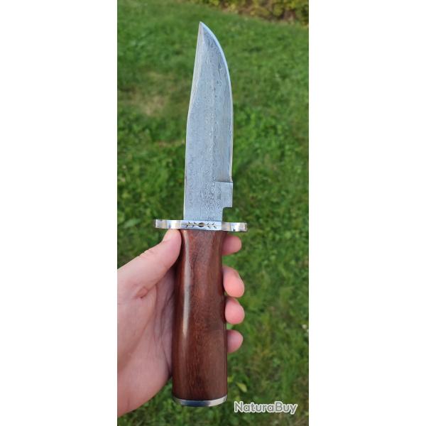 Couteau fixe Damas - manche bois massif - �tui cuir inclus