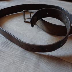 Ceinturon, ceinture en cuir, pour &eacute;tui pistolet Suisse ou baionnette Rubin Schmidt. L : 106,5 cm