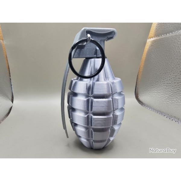 Grenade Mk2 d�corative argent�e