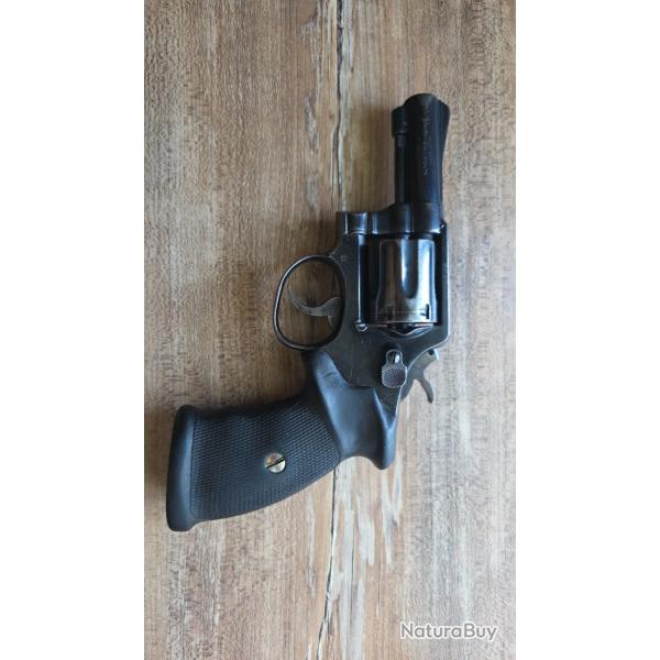 Smith & Wesson Model Military & Police 10-7 Canon 3 pouces Cal. 38 Special