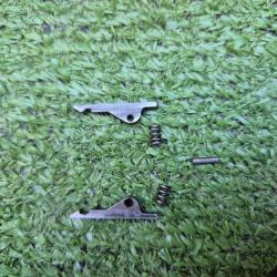 Extracteur droit et gauche pour Mossberg 500 / 835 / Maverick 88 cal 12
