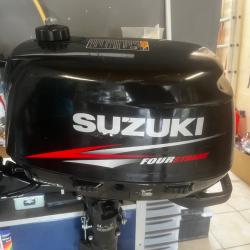 Moteur suzuki four strokes