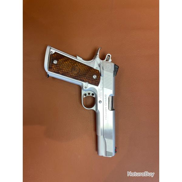 Pistolet semi automatique American Classic Trophy - Cal.9mm - 1 euro sans prix de r�serve