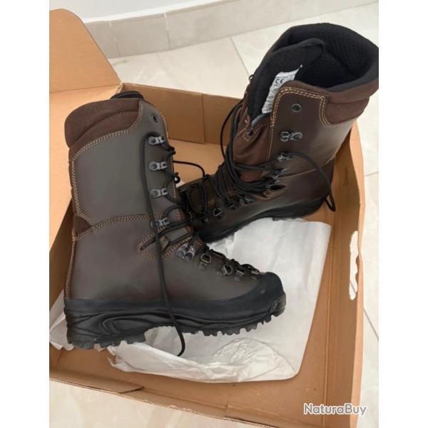 Bottes � lacets