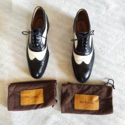 Chaussures hommes bicolores Noir et Blanc John Foster 1915 Taille 8 ou 42