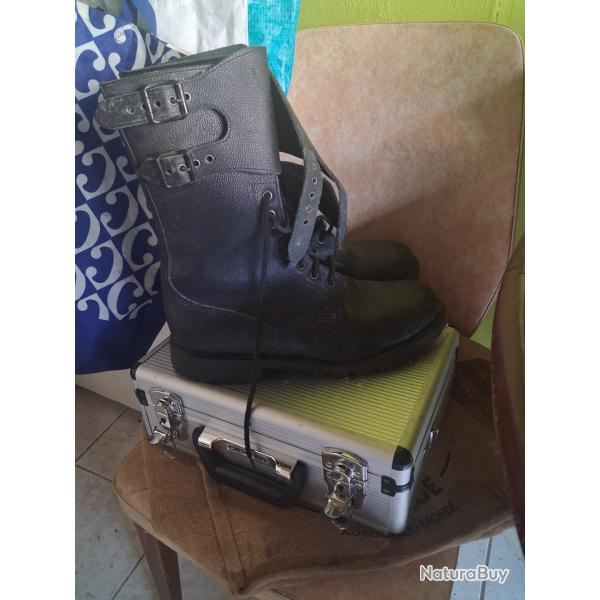 Ranger BM65 Argueyrolles cuir v�ritable arm�e fran�aise  T45