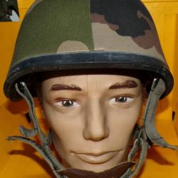 CASQUE MILITAIRE LOURD MODELE F1 DE L'ARMEE FRANCAISE DE 1990 GUERRE DU GOLFE   , FABRICATION FRANC