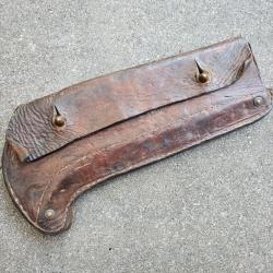 Etui de la serpe r&eacute;glementaire fran&ccedil;aise ww1  1914 1918