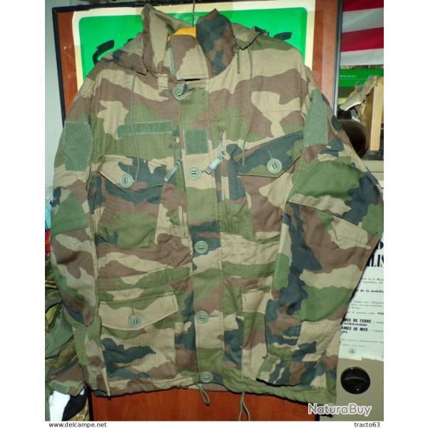 VESTE DE COMBAT ETE DE L'ARMEE FRANCAISE, 2004 ,TAILLE L-XL , TAILLE 104 A 112 CM TOUR DE POITRINE