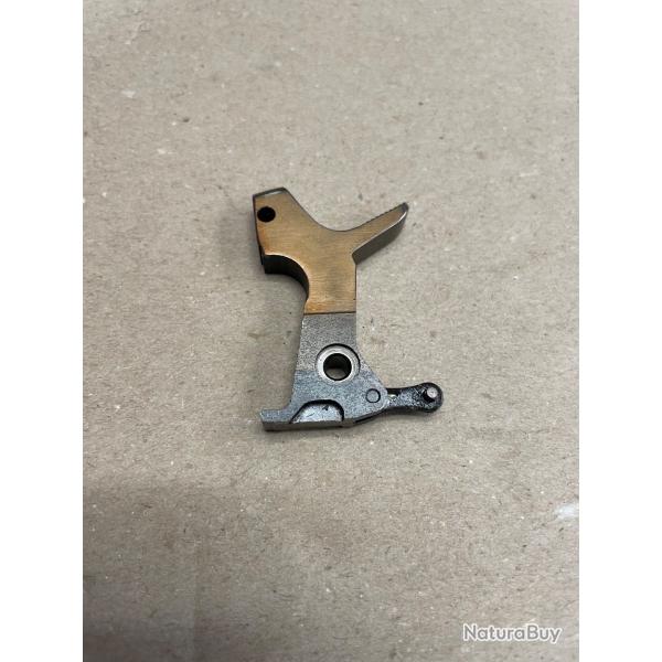 Chien Manurhin MR32