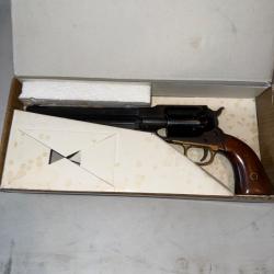 Revolver poudre noire Uberti  Remington 1858 calibre 44 en boite BD=1994