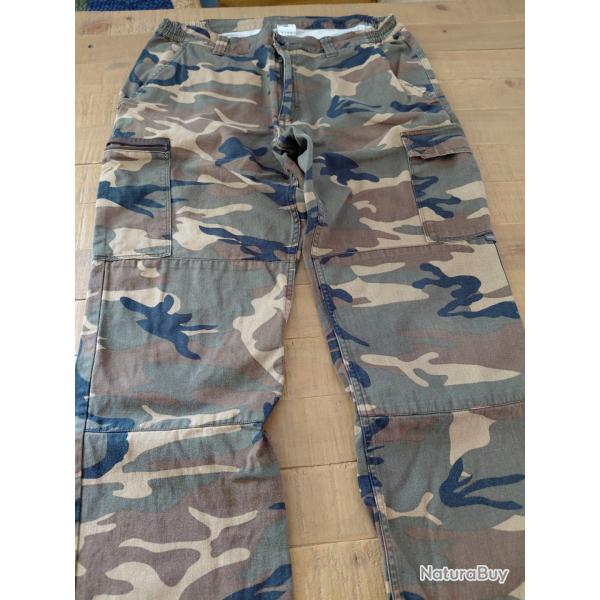 Pantalon camouflage taille L