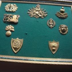 insignes empire et autres