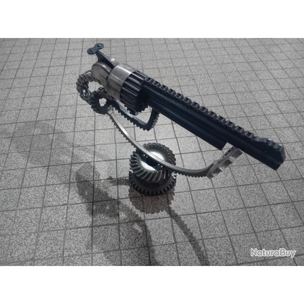 Sculpture fer recycl� colt