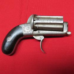 Pistolet Poivri&egrave;re dite de cur&eacute; DUPREZ