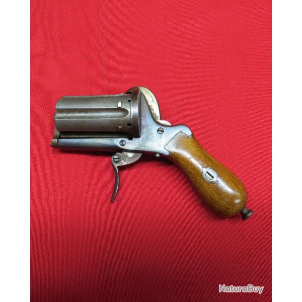 Pistolet Poivri�re dite de cur� - version de base -