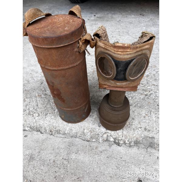 Masque � gaz fran�ais ww2, d�fense passive dat� 1939, id�al d�co, diorama,reconstitutions.