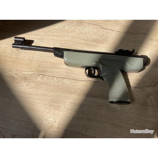 Pistolet Diana 5
