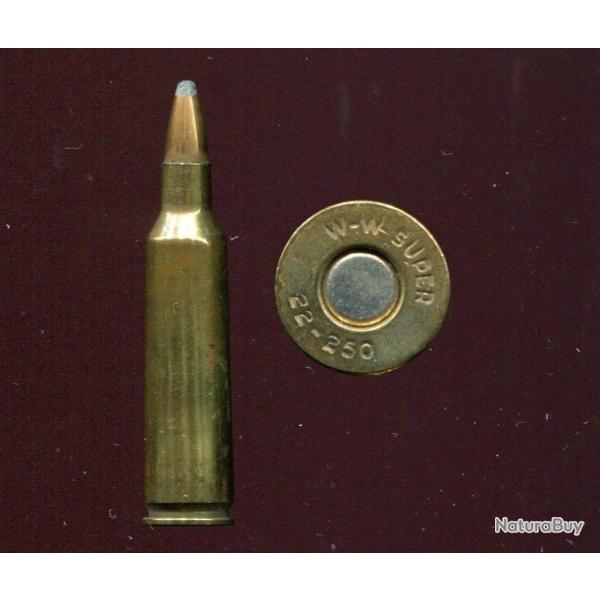 .22-250 REMINGTON - marquage : WW-SUPER 22-250 - balle cuivre pointe plomb - �tui laiton - b