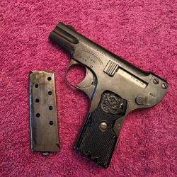 Pistolet Charles Cl&eacute;ment - Cat&eacute;gorie D semi-automatique