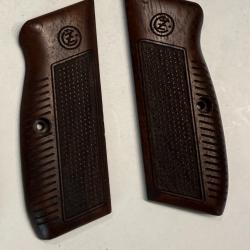 Plaquettes en bois pour CZ75 CZ85  1� sans prix de r&eacute;serve