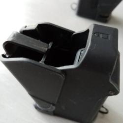 Chargette UpLULA maglula. 9mm au 45ACP occasion. Les munitions ne sont l&agrave; que pour la d&eacute;monstration.