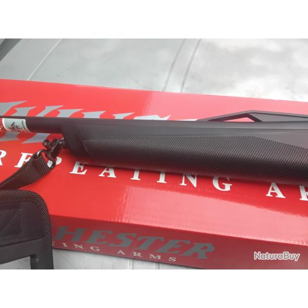 Carabine winchester sxr2 en 308w composite noir et aimpoint sc