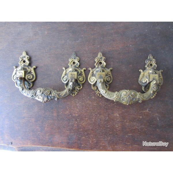 Paire de poign�es en bronze, meuble, piano 19e si�cle