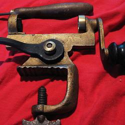 sertisseur calibre 20 + dosette poudre et plomb