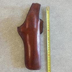 Etui de ceinture ou holster en cuir marron pour revolver avec canon de 6" - GIL HOLSTER - Combat M31