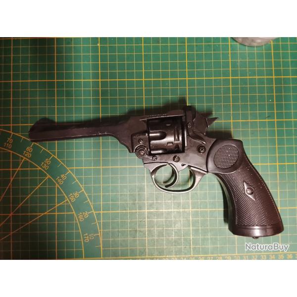 Revolver Webmey mark IV. R�plique Denix. HS