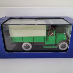 Le camion militaire de l'Oreille Cass&eacute;e Tintin Moulinsart 1/43