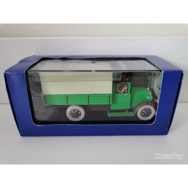 Le camion militaire de l'Oreille Cass�e Tintin Moulinsart 1/43
