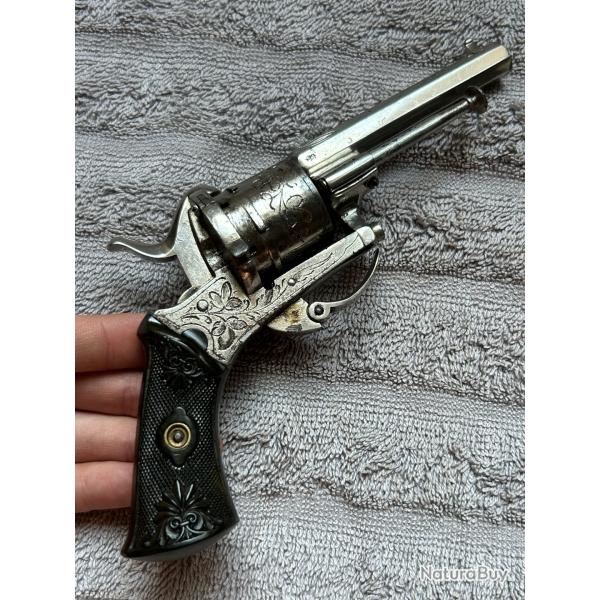 Revolver � broche 7mm - Grav� luxe