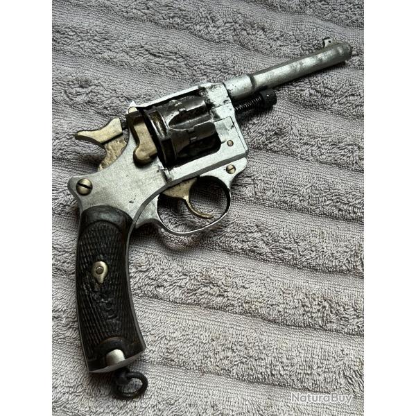 Revolver mod�le 1892 civil