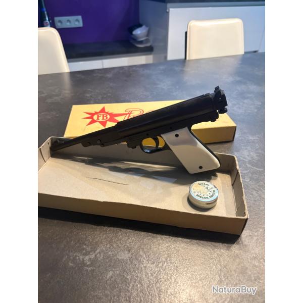 Pistolet air comprim� marque RECORD LUFTPISTOLE mod�le 2. FB