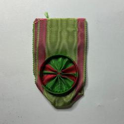 4 RUBAN PLI&Eacute; OFFICIER DE L'ORDRE DU NICHAN IFTIKAR AVEC ROSETTE LARGEUR 37 MM AVEC ROSETTE DE 28 MM,