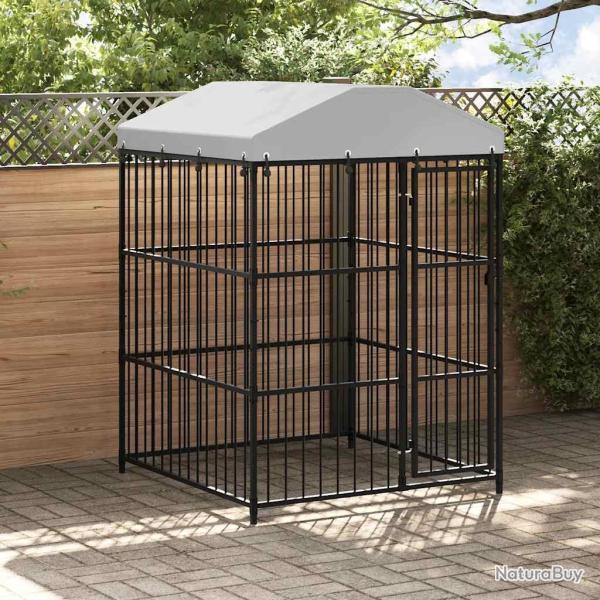Chenil d'ext�rieur avec toit pour chiens 150x150x210 cm