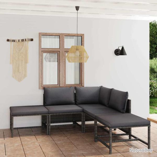 Salon de 6 pi�ces avec coussins en r�sine tress�e grise pour la terrasse