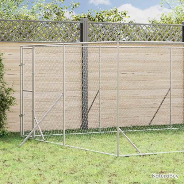 Chenil d'ext�rieur pour chiens argent� 4x8x2 m acier galvanis�