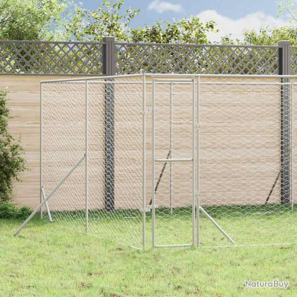 Chenil d'ext�rieur pour chiens argent� 8x8x2 m acier galvanis�
