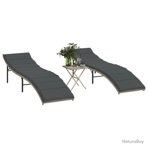 Chaises longues lot de 2 avec table gris clair r�sine tress�e