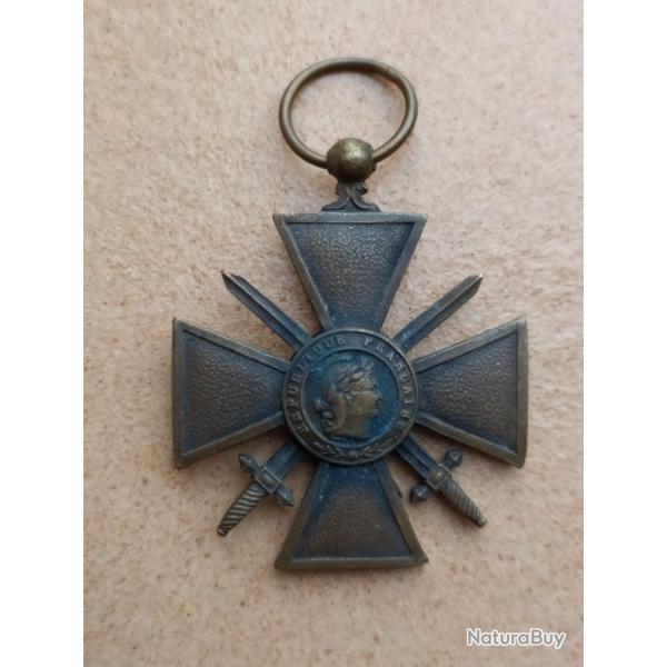 MEDAILLE CROIX DE GUERRE 1914-1915 SANS RUBAN
