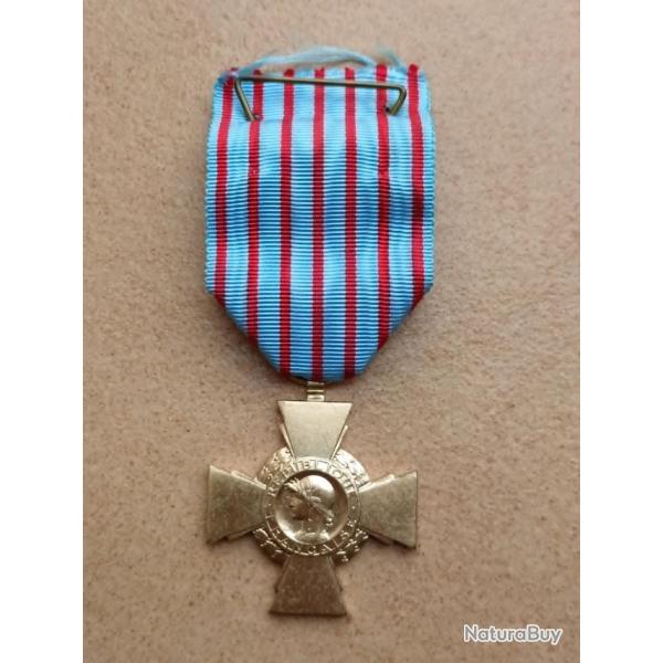 MEDAILLE CROIX DU COMBATTANT  WW1 WW2 INDOCHINE ALEGERIE OPEX AFGHANISTAN  croix n2