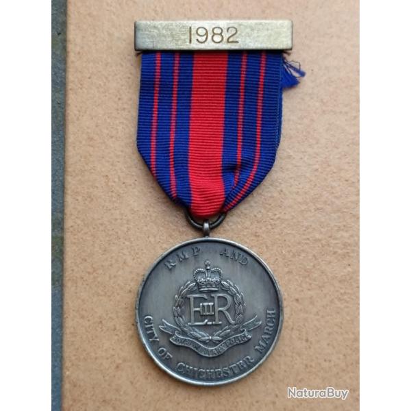 MEDAILLE ANGLAISE DATEE 1982 ROYAL MILITARY POLICE
