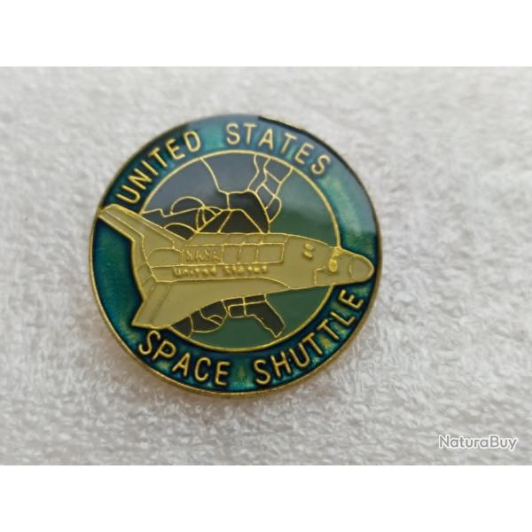 PINS US UNITED STATES SPACE SHUTTLE NAVETTE SPATIALE