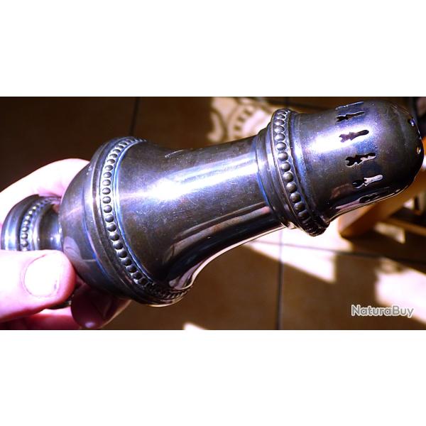 SPLENDIDE SOUPOUDREUSE A SUCRE ANCIENNE, PLAQUEE ARGENT (JE PENSE) AVEC BEAUX POINCONS DIVERS EN TBE