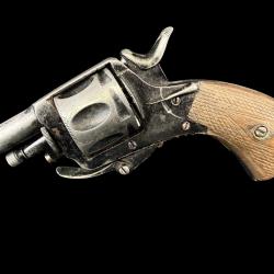 BULLDOG BELGE calibre 320 num&eacute;ro de s&eacute;rie E80